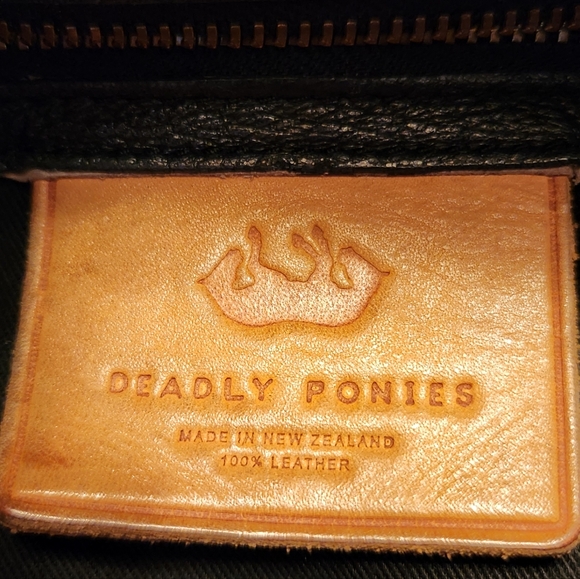 Deadly Ponies Black Mr Fill n Zip Twist Leather Bag Designer Rare Find - Picture 6 of 11